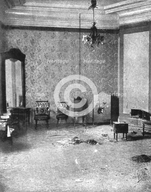 ''Les derniers jours des Romanof; Chambre des grandes-duchesses', 1917. Creator: Unknown.