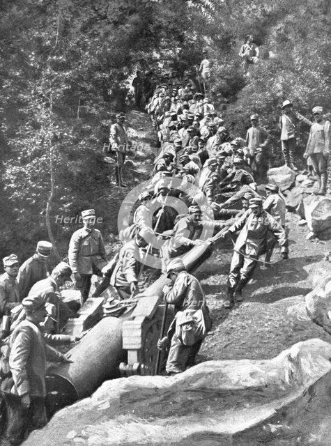 ''Les difficultes de la guetre en Montagne; une grosse piece halee a bras par 600 hommes', 1915. Creator: Robert Vaucher.