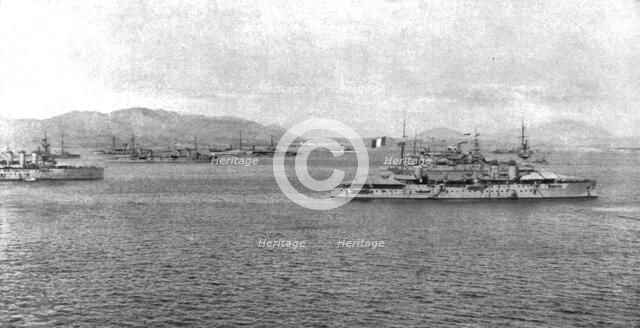 'Les evenements d'orient; Tandis que le Comite National se constituait a Salonique, une escadre fran Creator: Unknown.