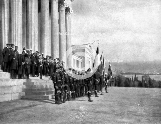 'Les Evenements de Grece; A Athenes, le 27 janvier 1917, la ceremonie de reparation pour..., 1917. Creator: Unknown.