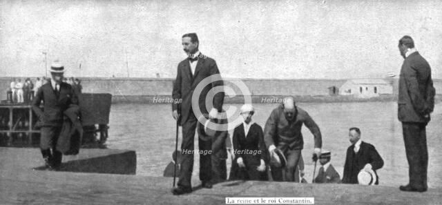 'Les Evenements de Grece; Apres avoir quitte la terre grecque, le 14 juin, a bord du yacht..., 1917. Creator: Unknown.