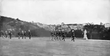 Les Evenements de Grece; Le salut des officiers de l'armee royale aux drapeaux allies..., 1917. Creator: Unknown