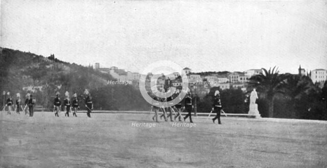 'Les Evenements de Grece; Le salut des officiers de l'armee royale aux drapeaux allies..., 1917. Creator: Unknown.