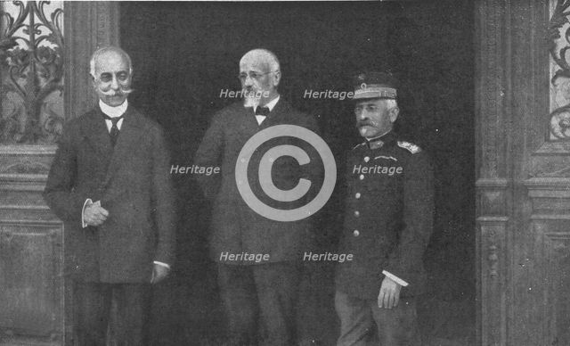 'Les evenements de Grece; Les "triumvirs" a Salonique: l'amiral Coundouriotis, M. Venizelos..., 1916 Creator: Unknown.