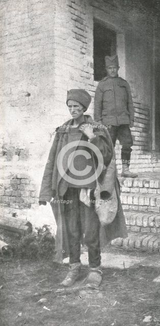 'Les Exiles; Un soldat serbe devenu un vivant squelette: des milliers de ses camarade..., 1916 (1924 Creator: Unknown.