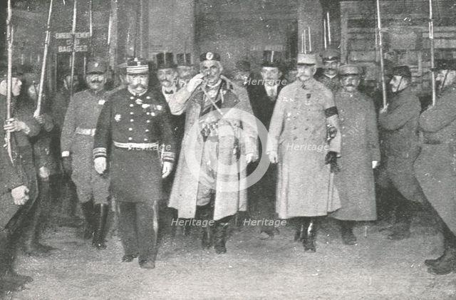''Les Exiles; Le roi Nicolas de Montenegro arrivant a Lyon', 1916 (1924) Creator: Unknown.