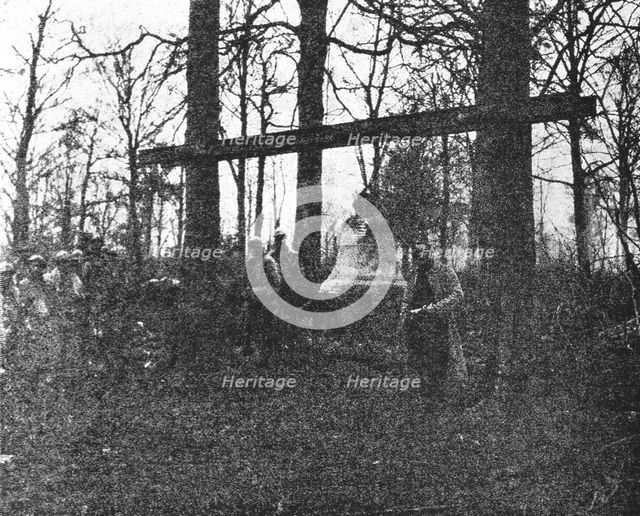 'Les Gaz Allemands; une autre cloche, trouvee dans les decombres d'une eglise de village..., 1916. Creator: Unknown.