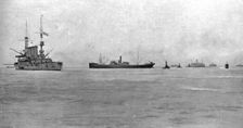 Les Premiers Contingents Americains en France; L'entrée des transports americains sous..., 1917. Creator: Unknown