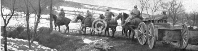 'Les precautions contre les gaz; Tous les masques ajustes, aux betes comme aux gens, la colonne pour Creator: Unknown.