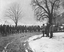 'Les Prisonniers Allemands de L'Hartmannswillerkopf; Defile devant le general Dubail. 1916. Creator: Unknown