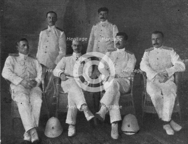 'Les Russes en France; le general commandant les troupes russes en France et ses..., 1916. Creator: Unknown.