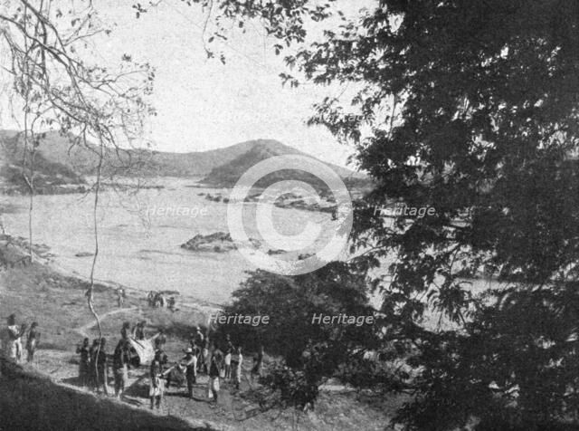 ''Les rapides du Zambeze a Kebrabassa; Afrique Australe', 1914. Creator: Unknown.