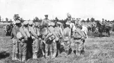 Les Revers Russes; l'appel des survivants d'une compagnie decimee d'un regiment siberien 1915. Creator: Unknown