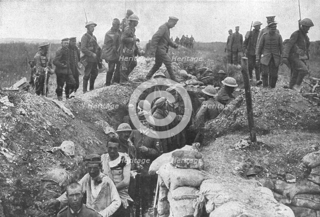 'Les Succes Britanniques au Nord de la Somme; Quelques-uns des centaines d'Allemands..., 1916 (1924) Creator: Unknown.