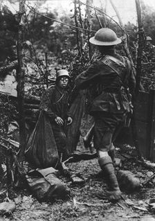 Les surprises de l'amalgame; quelle langue employer pour se rendre!….: quand un Allemand..., 1918. Creator: Unknown