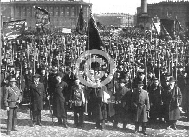 'Les Soubresauts de la Russie; Le debut des gardes rouges: une manifestation de la <<milice..., 1917 Creator: Unknown.