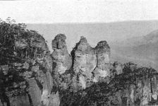'Les Trois Soeurs dans les Montagnes Bleues; Les Terres Du Pacifique 1914. Creator: Unknown