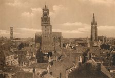 Les trois Tours (Beffroi, Cathédrale et Eglise Notre-Dame) c1928