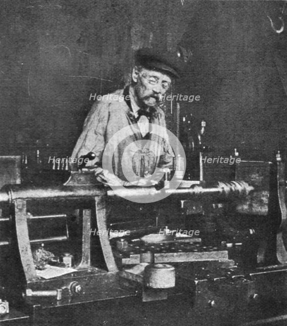 'Les vaillan s de l'Interieur; L'ouvrier tourneur Narcisse Magot, age de 80 ans, travaillant..., 191 Creator: Unknown.