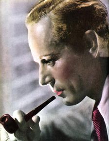 Leslie Howard, Englsh actor, 1934-1935