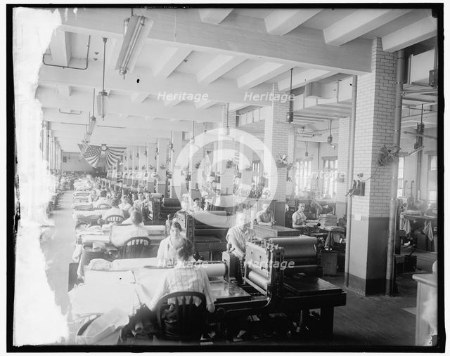 Liberty Loan. Bureau of Engraving, between 1910 and 1920. Creator: Harris & Ewing.