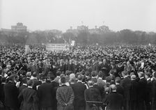 Liberty Loan Crowds, 1917. Creator: Harris & Ewing
