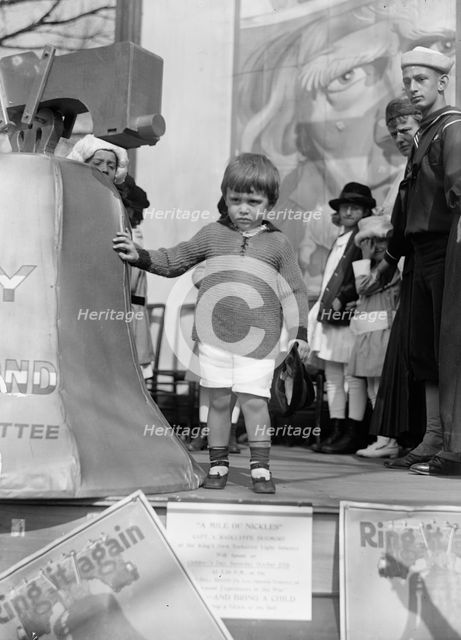 Liberty Loans - Liberty Bell, Replica, 1917. Creator: Harris & Ewing.