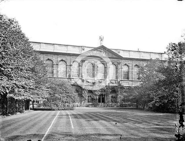 Library, Queen's College, Oxford, Oxfordshire, 1880. Artist: Henry Taunt