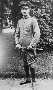 Lieut. Frankl, between c1915 and c1920. Creator: Bain News Service
