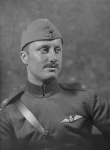 Lieutenant John Renne, portrait photograph, 1918 May. Creator: Arnold Genthe