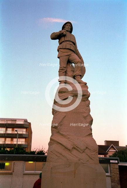 Lifeboat memorial, Lytham St Anne's, Lancashire, 1999. Artist: P Williams