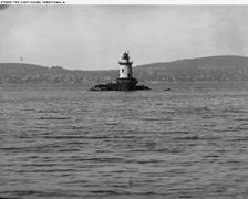 Light house, Tarrytown, N.Y., The, between 1900 and 1920. Creator: Unknown
