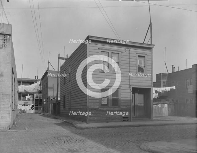 Lilac Street, Mission District, San Francisco, California, 1938. Creator: Dorothea Lange.