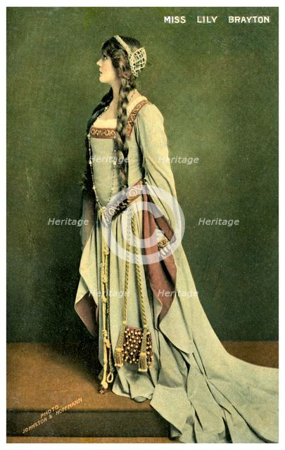 Lily Brayton, British actress, c1900-1919.Artist: Johnston & Hoffman