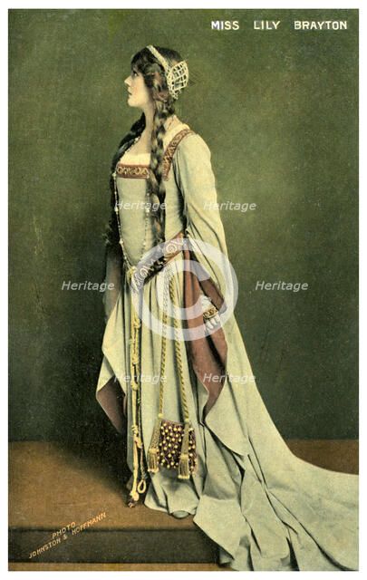 Lily Brayton, British actress, c1900-1919.Artist: Johnston & Hoffman