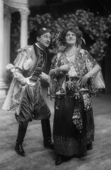 Lily Elsie and Joseph Coyne in The Merry Widow, c1907