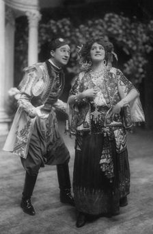Lily Elsie and Joseph Coyne in The Merry Widow, c1907