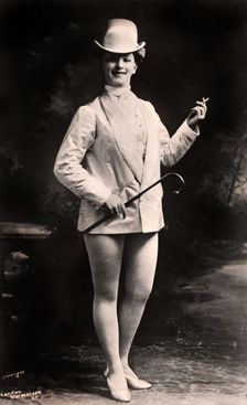 Lily Iris, actress, 1906.Artist: London Stereoscopic & Photographic Co