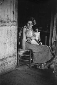 Lily Rogers Fields and children. Hale County, Alabama, 1936. Creator: Walker Evans