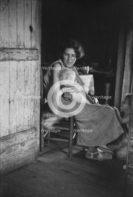 Lily Rogers Fields and children. Hale County, Alabama, 1936. Creator: Walker Evans.