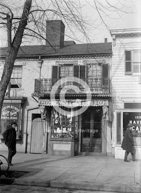 Lincoln, Abraham; A. Stuntz, 1913. Creator: Harris & Ewing.