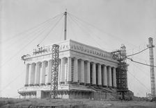 Lincoln Memorial - Under Construction, 1915. Creator: Harris & Ewing