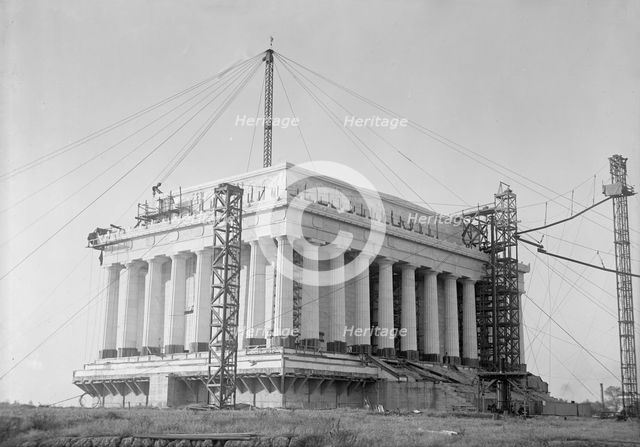 Lincoln Memorial - Under Construction, 1915. Creator: Harris & Ewing.