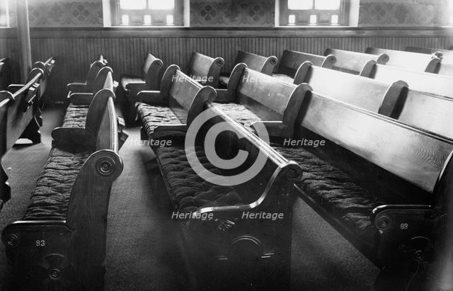 Lincoln pew, N.Y. Ave. church, Wash'n, 1913. Creator: Bain News Service.