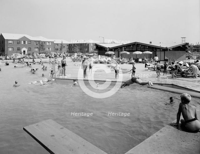 Linden Woods Swim Club, Howard Beach, 1959. Creator: Gottscho-Schleisner, Inc.