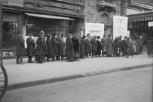Line for Tetrazzini seats, between c1915 and c1920. Creator: Bain News Service