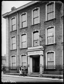 Lloyd's Bank, High Street, Bromsgrove, 1942. Creator: George Bernard Mason