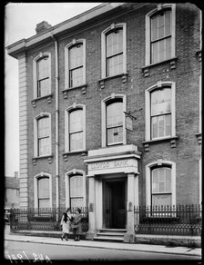 Lloyd's Bank, High Street, Bromsgrove, 1942. Creator: George Bernard Mason