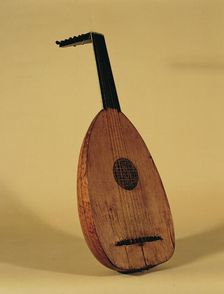 Lute of the 16th century built in Venice by luthier Marx Unverdorben