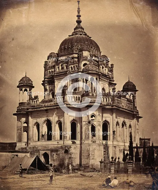 Lucknow, India: the tomb of Khursheed Zadi in the Kaiser Bagh Palace complex, showing..., c1858. Creator: Felice Beato.